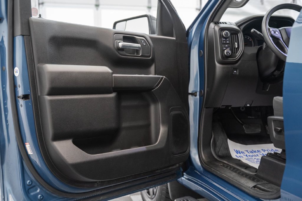 Used 2024 Chevrolet Silverado 1500 Custom AWD/4WD image 41
