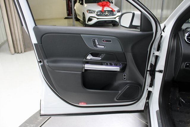 Used 2024 Mercedes-Benz GLA 250 image 34