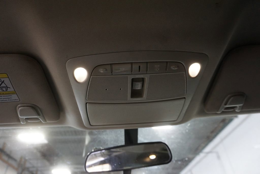 Used 2017 Nissan Murano SV image 28