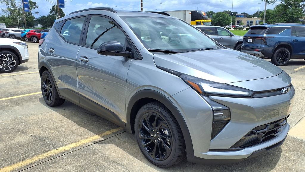 New 2027 Chevrolet Bolt RS w/ Technology Package FWD image 18