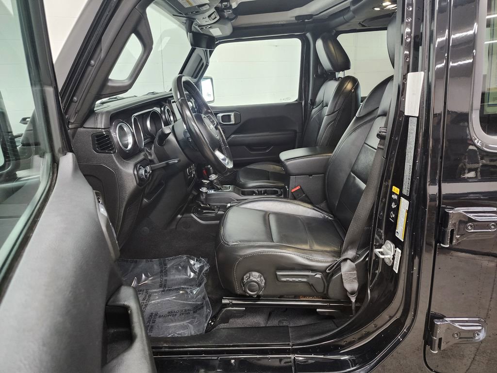 Used 2021 Jeep Wrangler Unlimited Sahara image 11