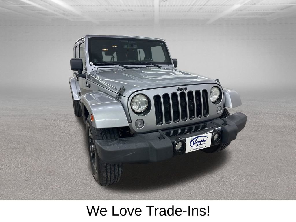 Used 2014 Jeep Wrangler Unlimited Sahara AWD/4WD image 3