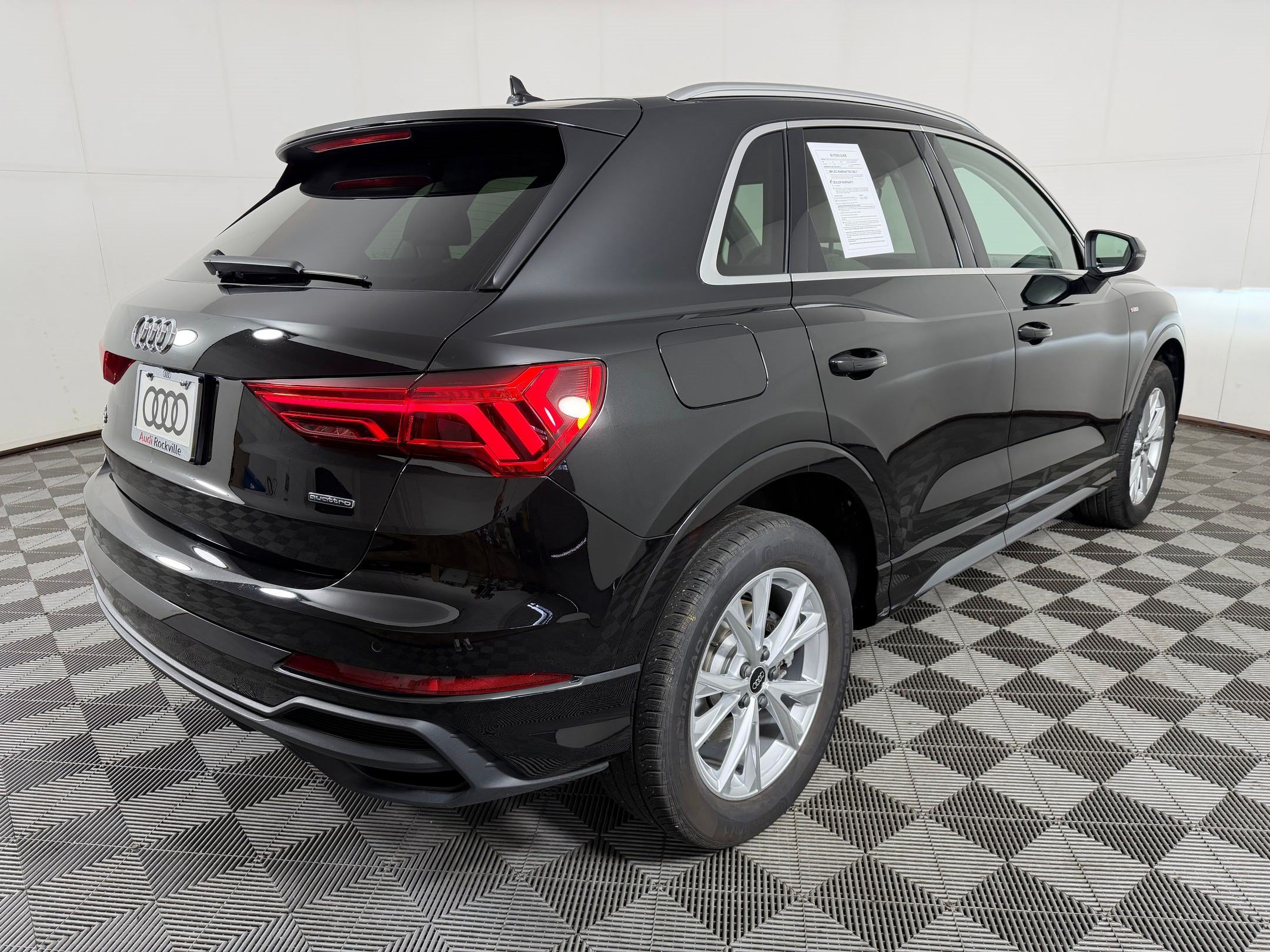Certified 2023 Audi Q3 2.0T Premium Plus w/ Premium Plus Package AWD/4WD image 9