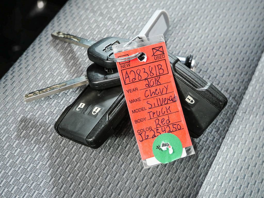 Used 2018 Chevrolet Silverado 1500 Custom w/ LPO, Black Pack AWD/4WD image 31