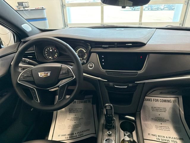 Used 2026 Cadillac XT5 Premium Luxury w/ Driver Assist Package AWD/4WD image 25