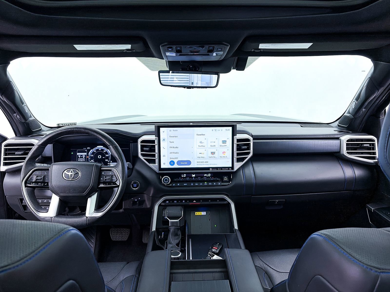 Used 2023 Toyota Tundra Platinum AWD/4WD image 33