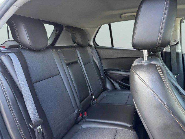 Used 2021 Chevrolet Trax LT w/ Driver Confidence Package AWD/4WD image 41