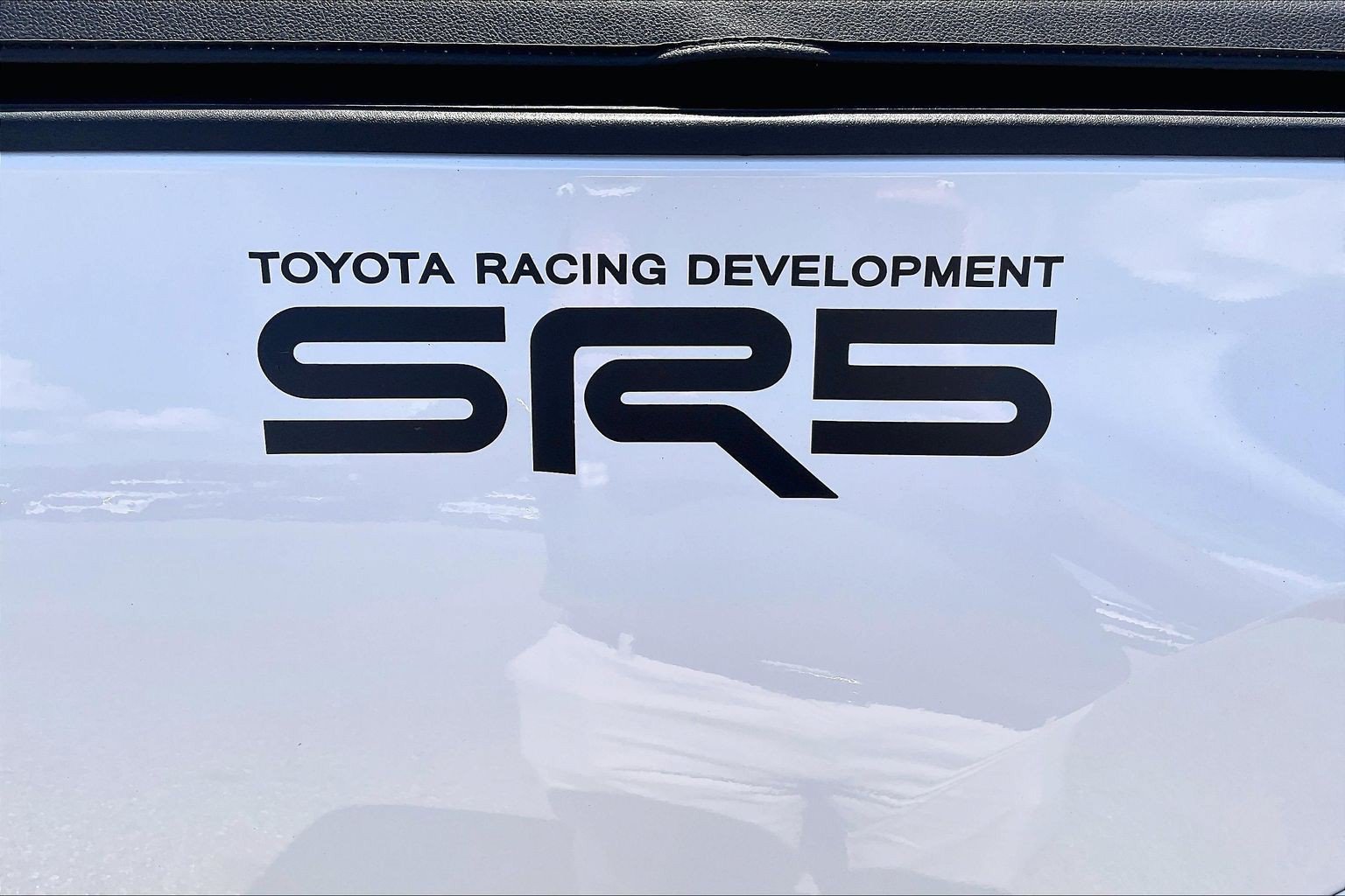 Used 2022 Toyota Tacoma SR5 AWD/4WD image 8