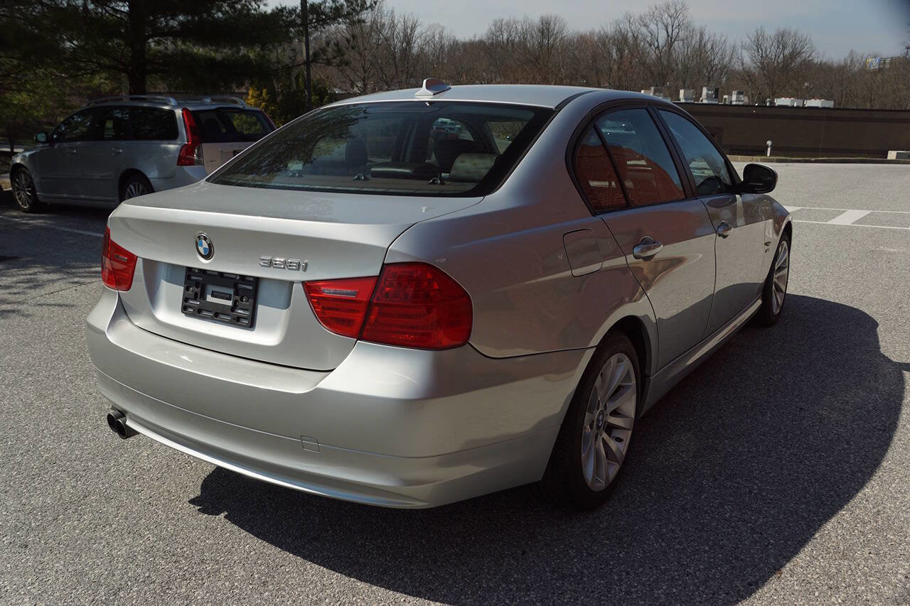 Used 2011 BMW 328i xDrive Sedan image 9