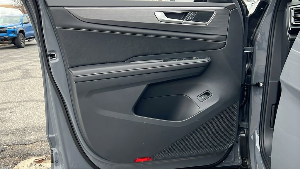 New 2026 Volkswagen Atlas Cross Sport SE image 19