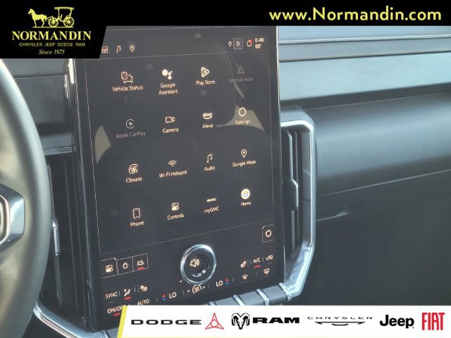 Used 2024 GMC Acadia Elevation AWD/4WD image 9