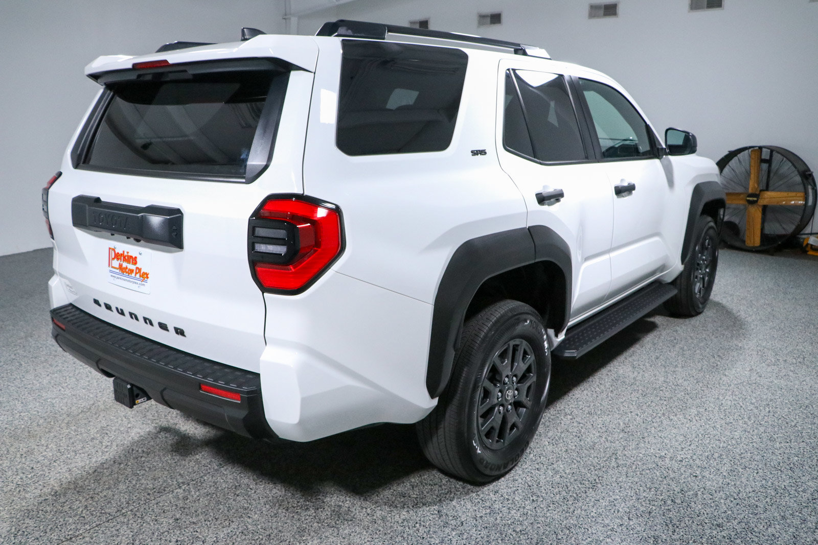 Used 2025 Toyota 4Runner TRD Sport AWD/4WD image 7