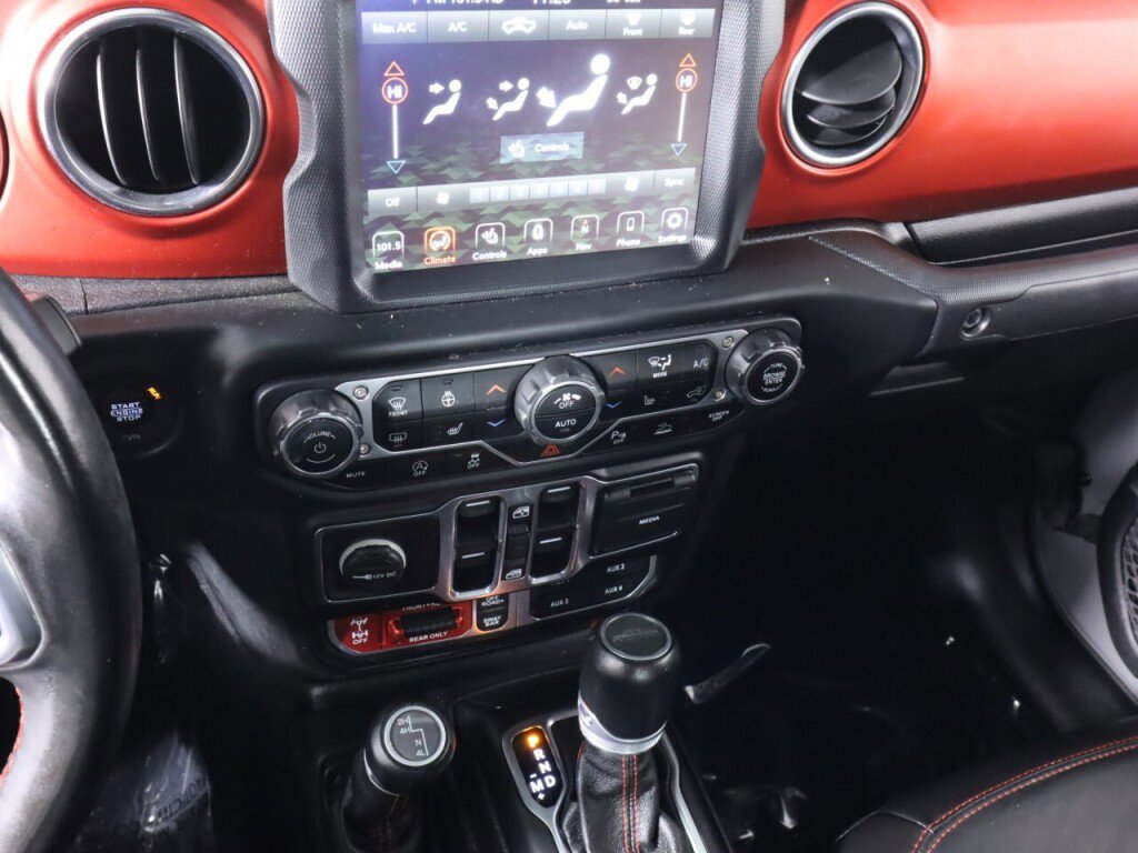 Used 2020 Jeep Gladiator Rubicon AWD/4WD image 15