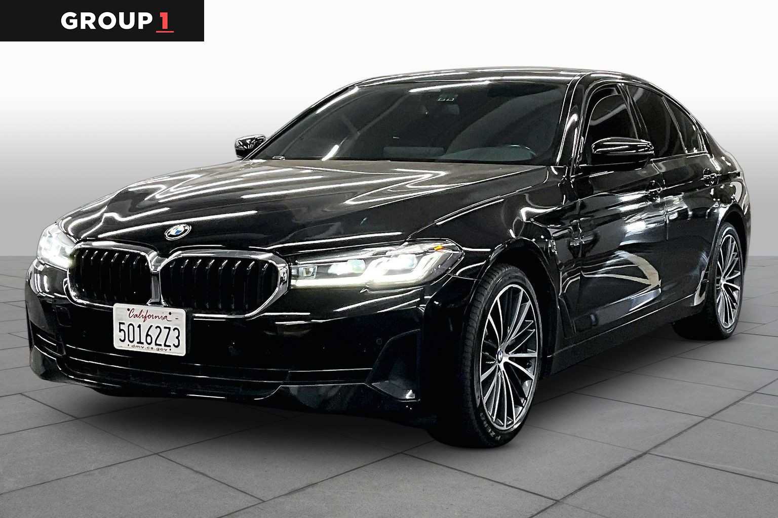 Used 2021 BMW 530e RWD image 1