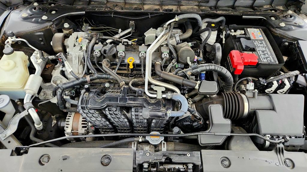 Used 2024 Nissan Altima 2.5 SV AWD/4WD image 24