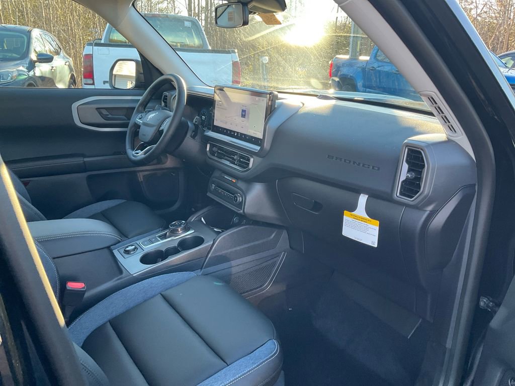 New 2025 Ford Bronco Sport Outer Banks w/ Outer Banks Tech Package+ AWD/4WD image 11