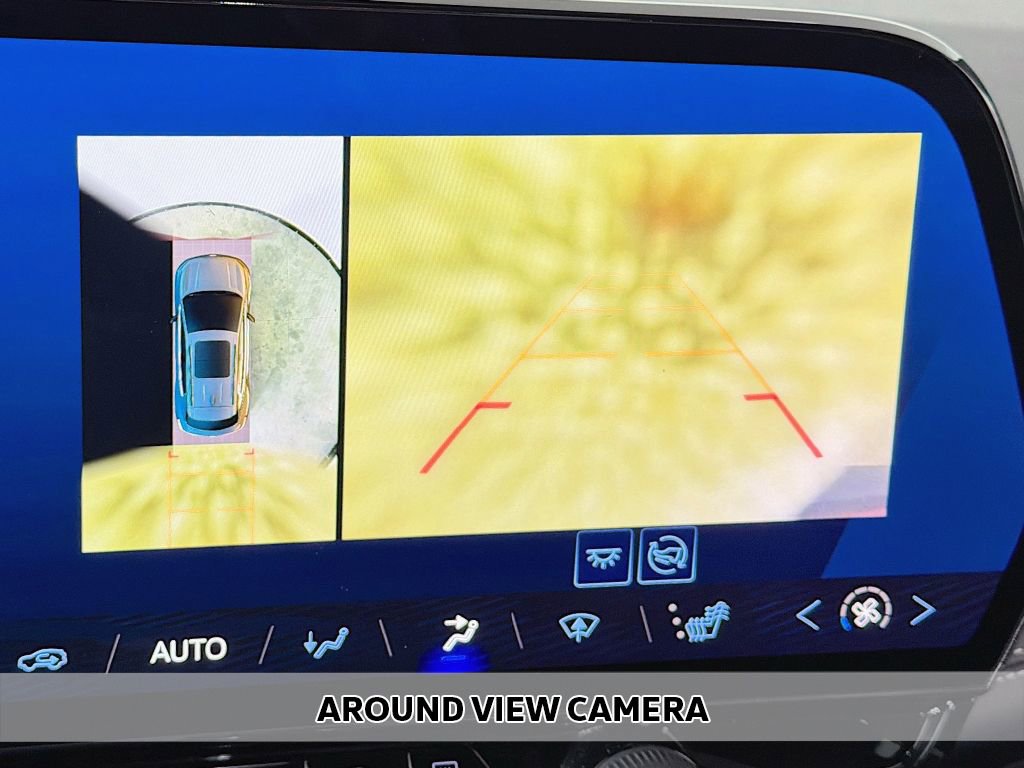 Used 2025 Chevrolet Blazer EV LT w/ Super Cruise Package image 6