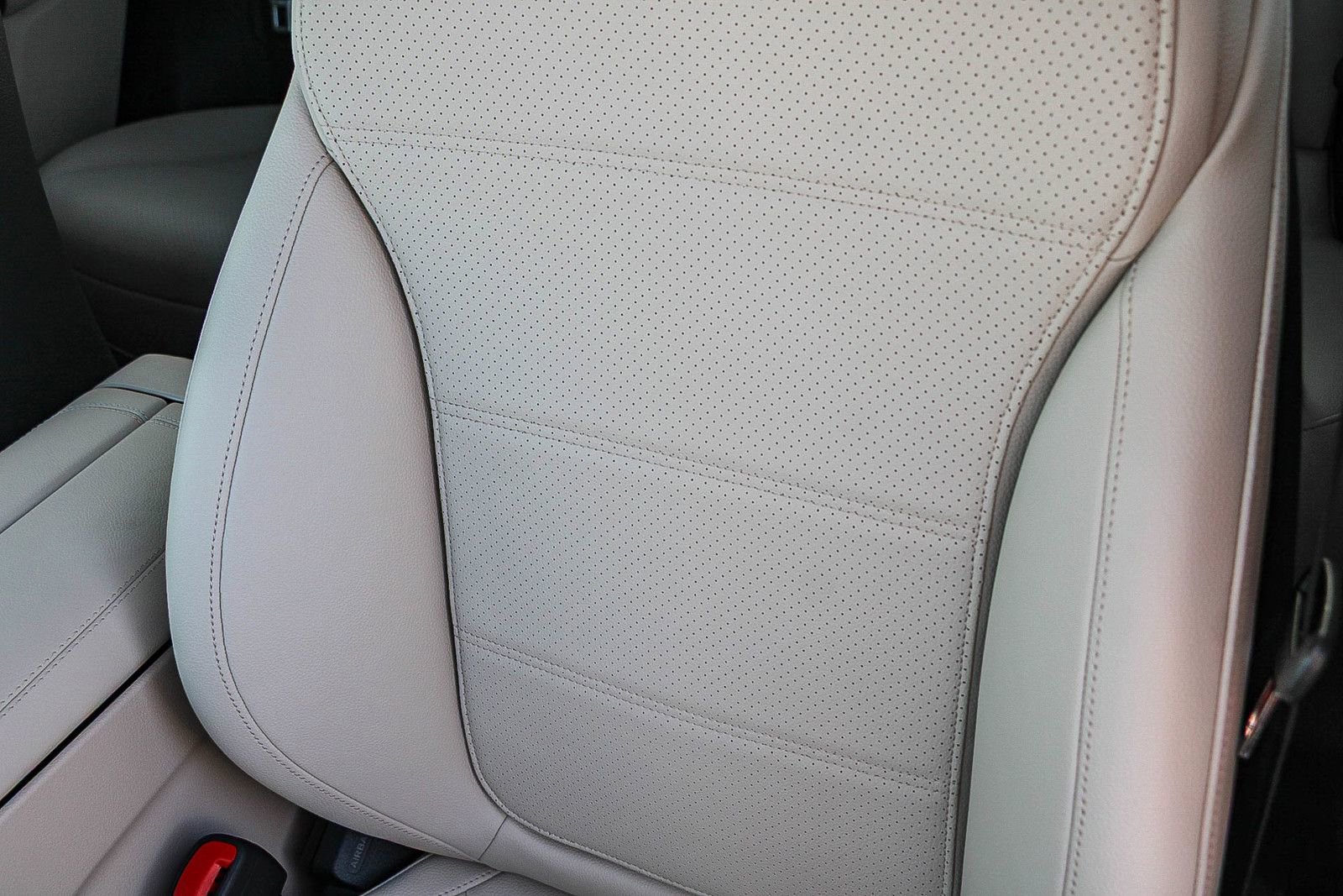 New 2026 Mercedes-Benz GLC 300 4MATIC image 23