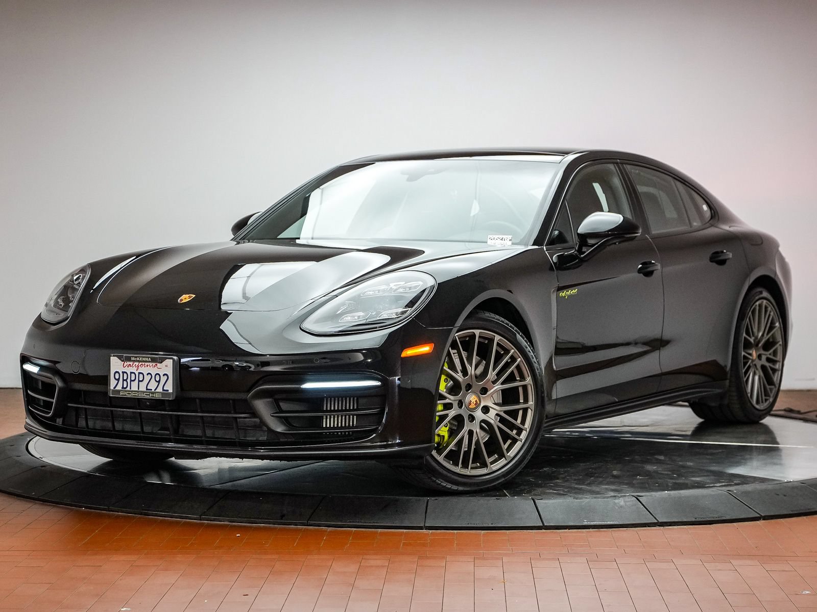 Used 2022 Porsche Panamera 4 E-Hybrid AWD/4WD image 1