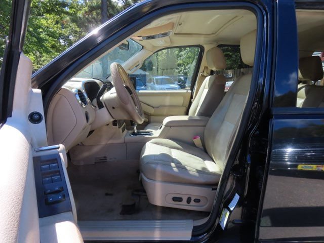 Used 2006 Ford Explorer Limited AWD/4WD image 18