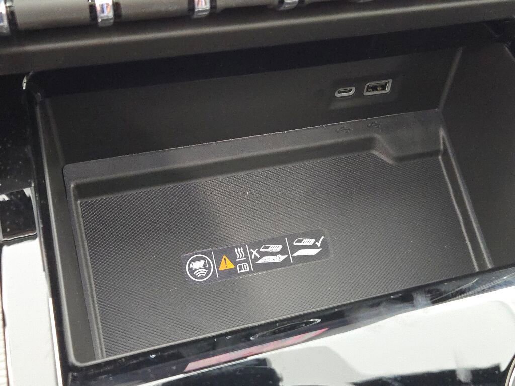 New 2026 GMC Yukon XL Elevation w/ Elevation Premium Package image 33