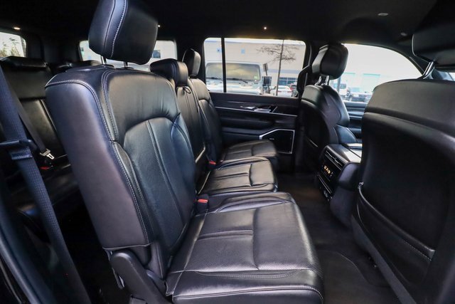 Used 2022 Jeep Wagoneer Series II image 47