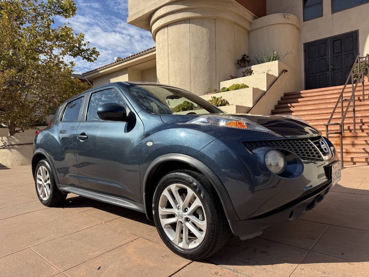 Used 2011 Nissan Juke SV