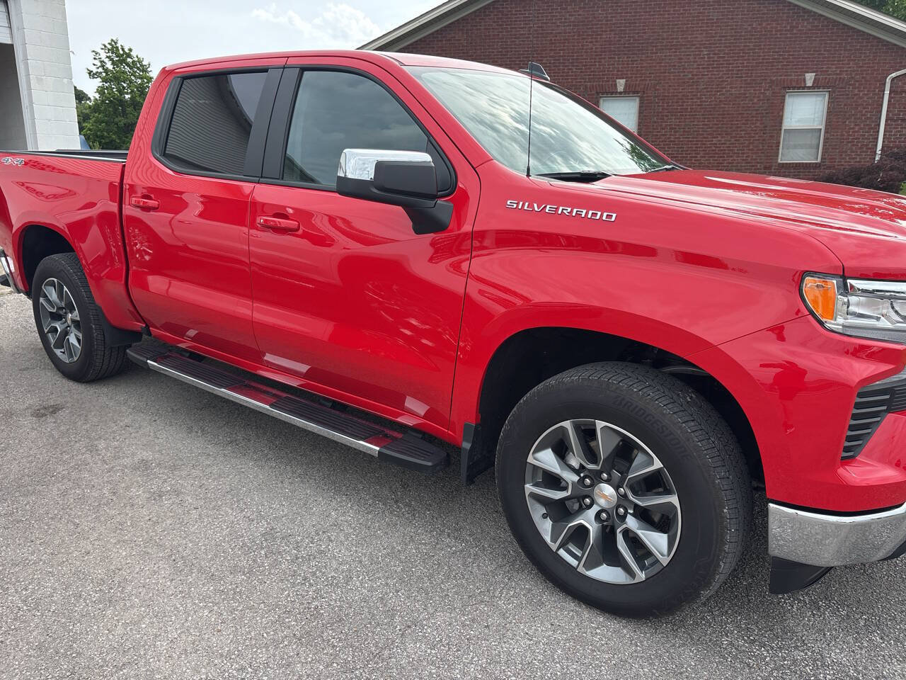 Used 2026 Chevrolet Silverado 1500 LT w/ All Star Edition Plus AWD/4WD image 6