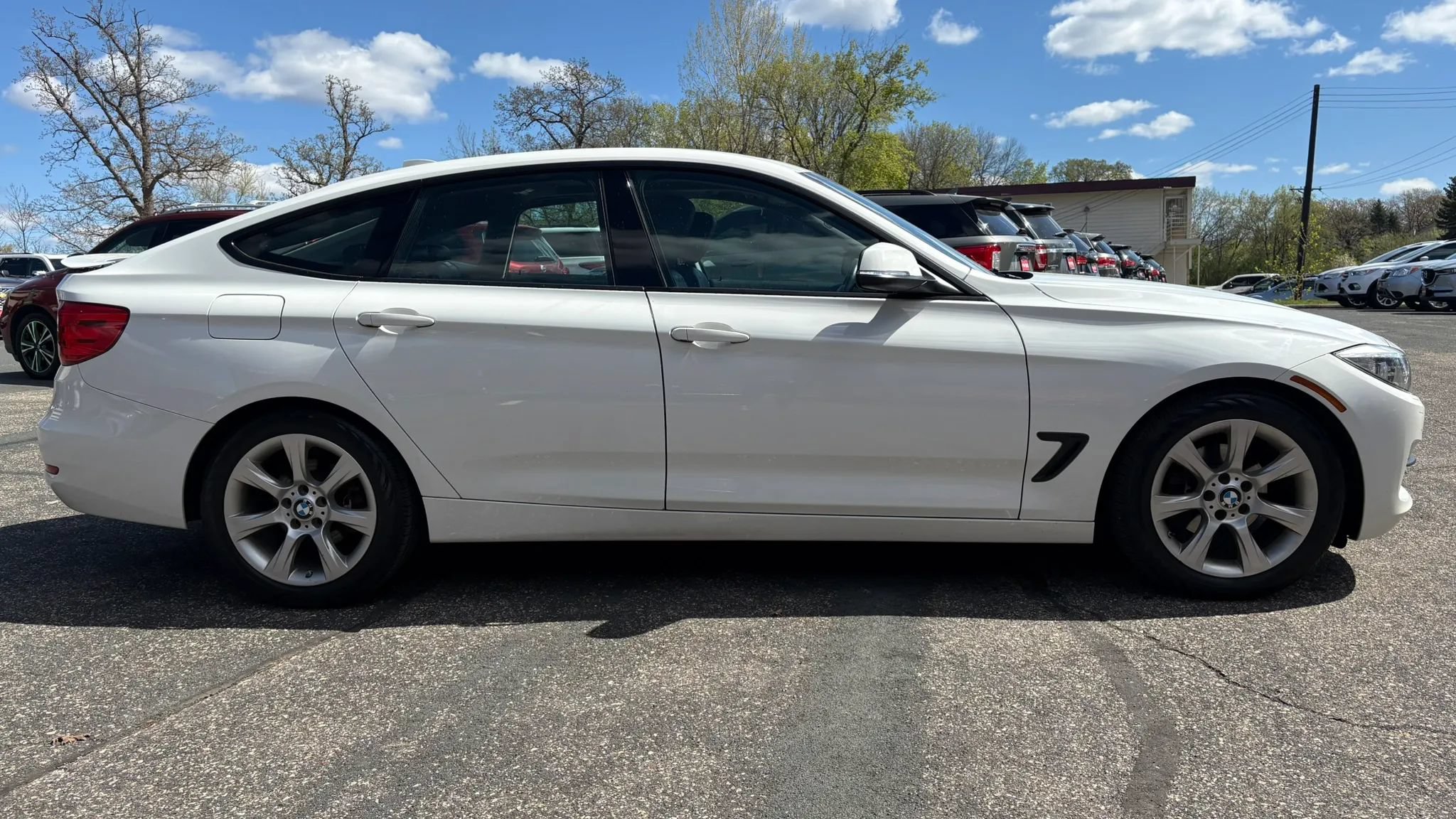Used 2015 BMW 328i Gran Turismo xDrive AWD/4WD image 11