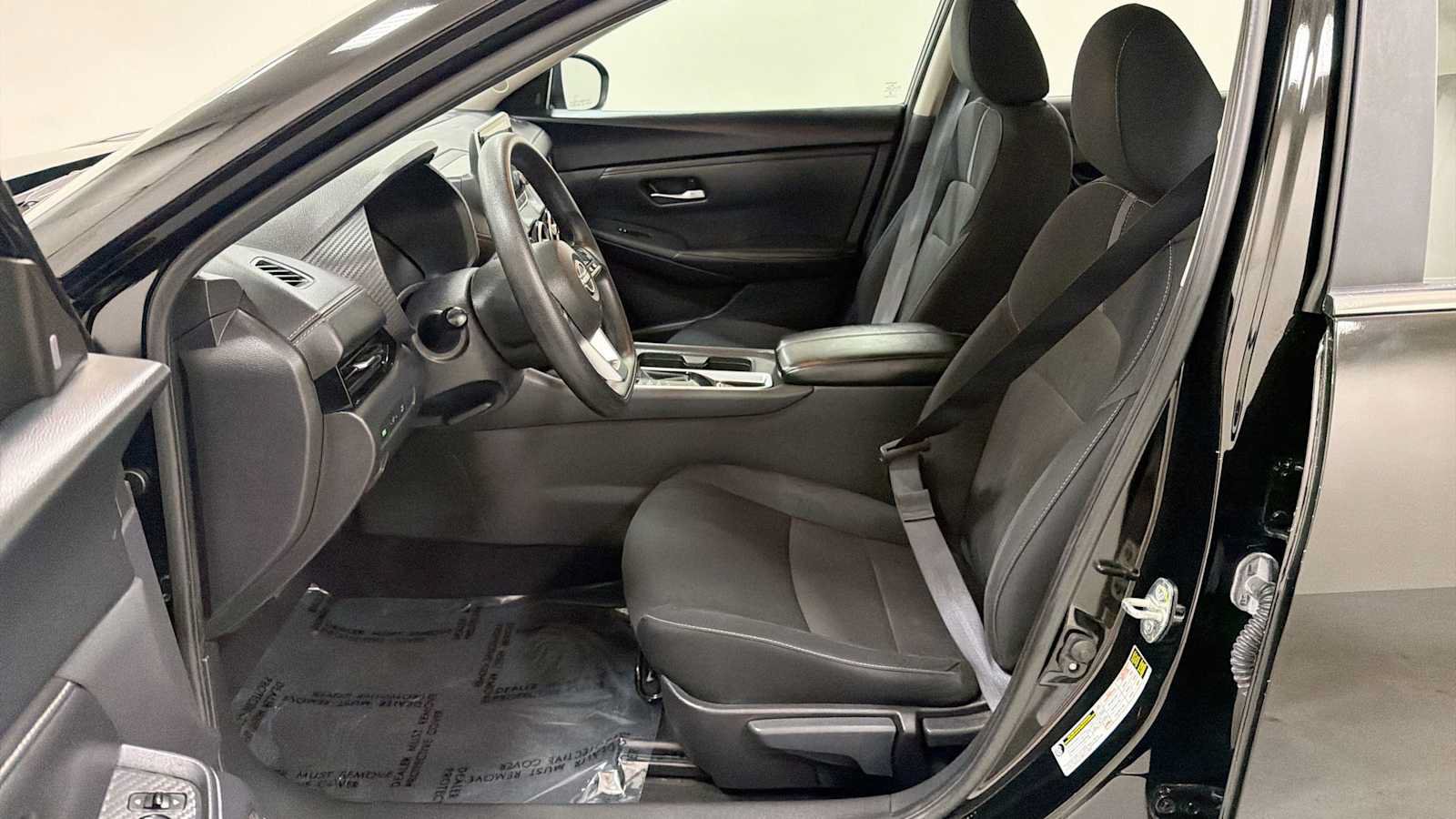 Used 2024 Nissan Sentra SV FWD image 13