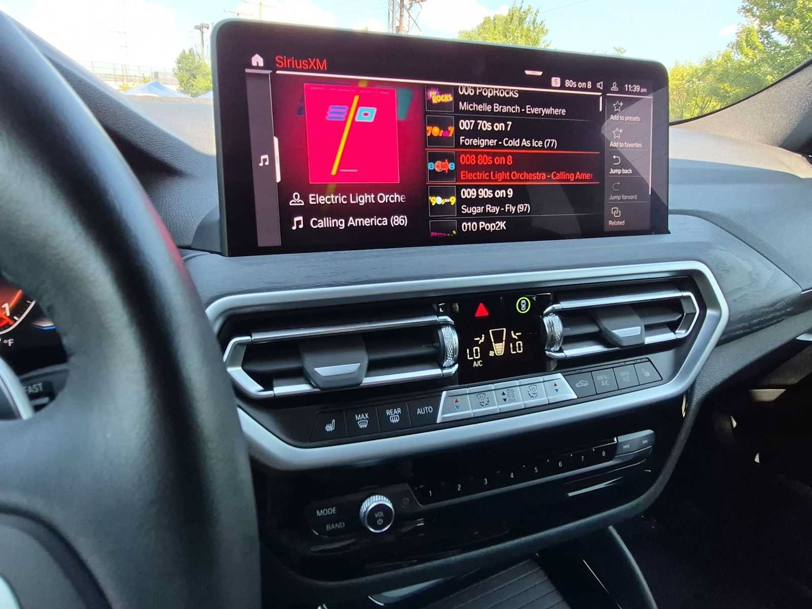 Used 2023 BMW X4 xDrive30i w/ Premium Package AWD/4WD image 30