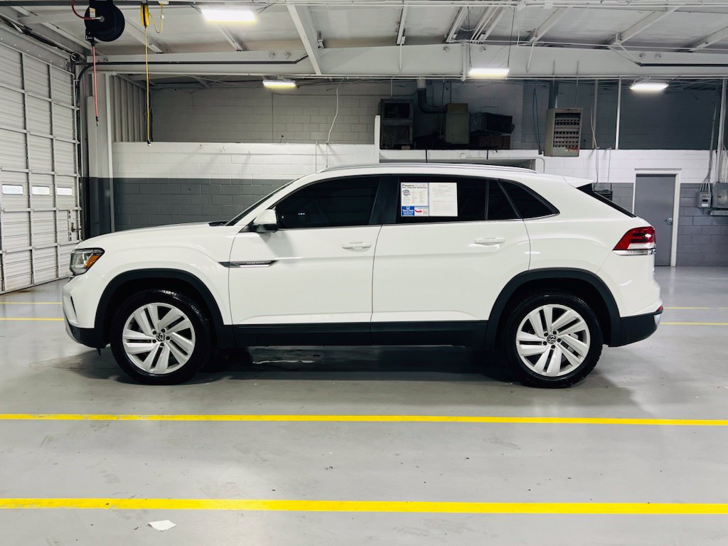 Used 2022 Volkswagen Atlas Cross Sport SE FWD image 15
