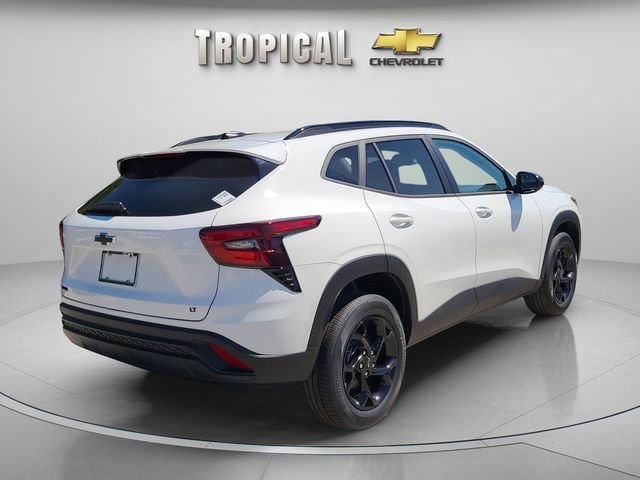 New 2026 Chevrolet Trax LT w/ Midnight Edition image 3