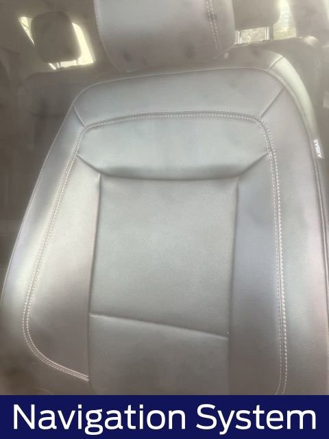 Used 2023 Ford Explorer Limited w/ Hybrid Equipment Group 310A image 3