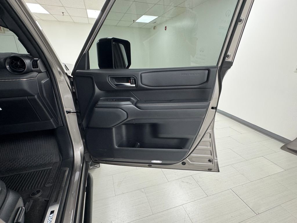 Used 2024 Toyota Land Cruiser image 13