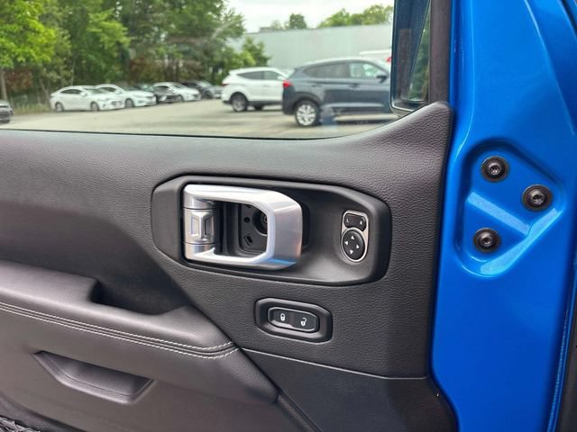 Used 2023 Jeep Wrangler Unlimited Sahara w/ Cold Weather Group AWD/4WD image 20