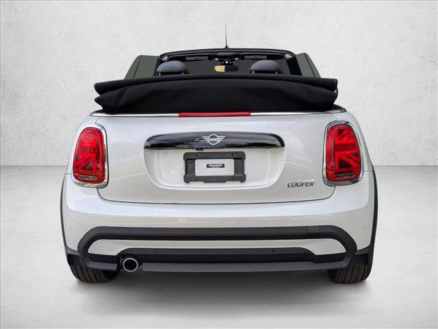 Used 2024 MINI Cooper Cooper image 7