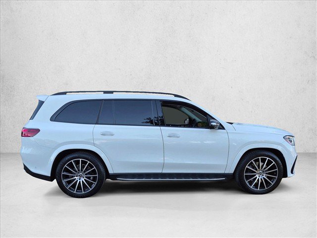 Used 2024 Mercedes-Benz GLS 580 4MATIC image 4