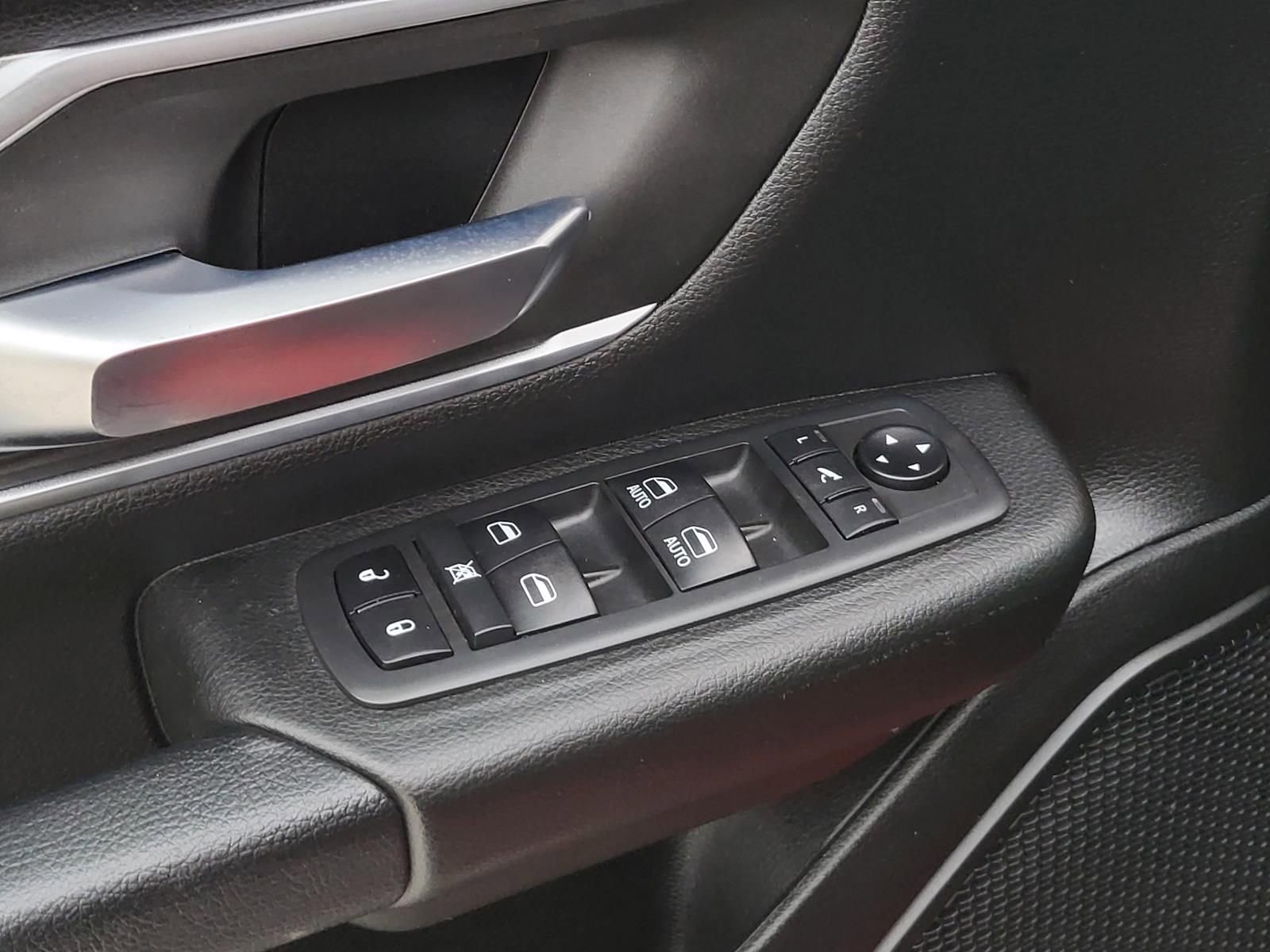 Used 2020 RAM 1500 Lone Star image 16