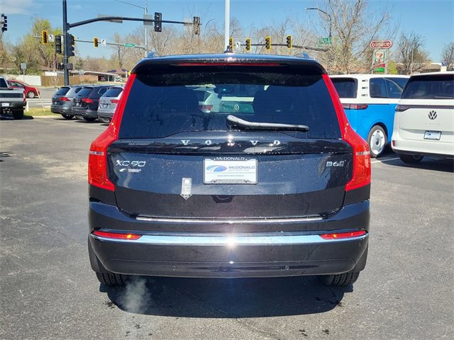 Certified 2025 Volvo XC90 B6 Ultra w/ Lounge Package image 4