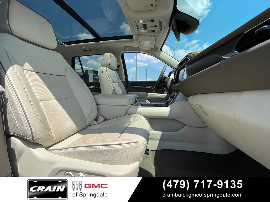 Used 2023 GMC Yukon Denali AWD/4WD image 31