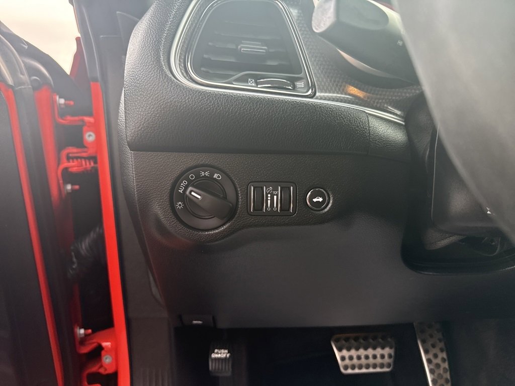 Used 2019 Dodge Challenger SRT Hellcat w/ Widebody Package image 13