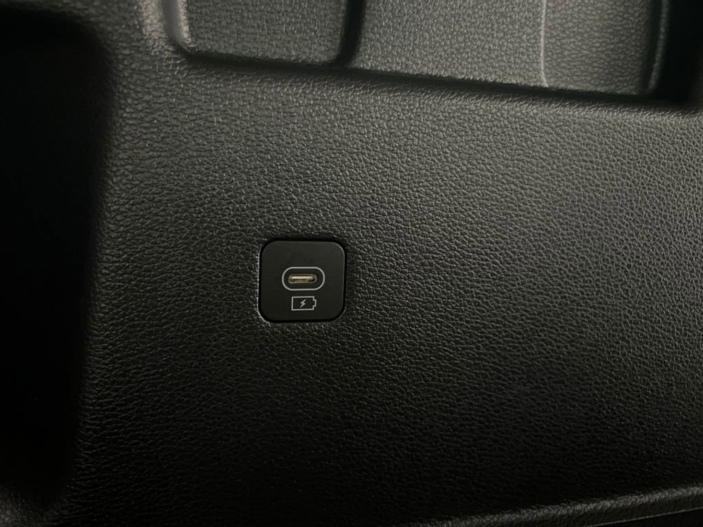 Used 2025 Kia Telluride S image 34