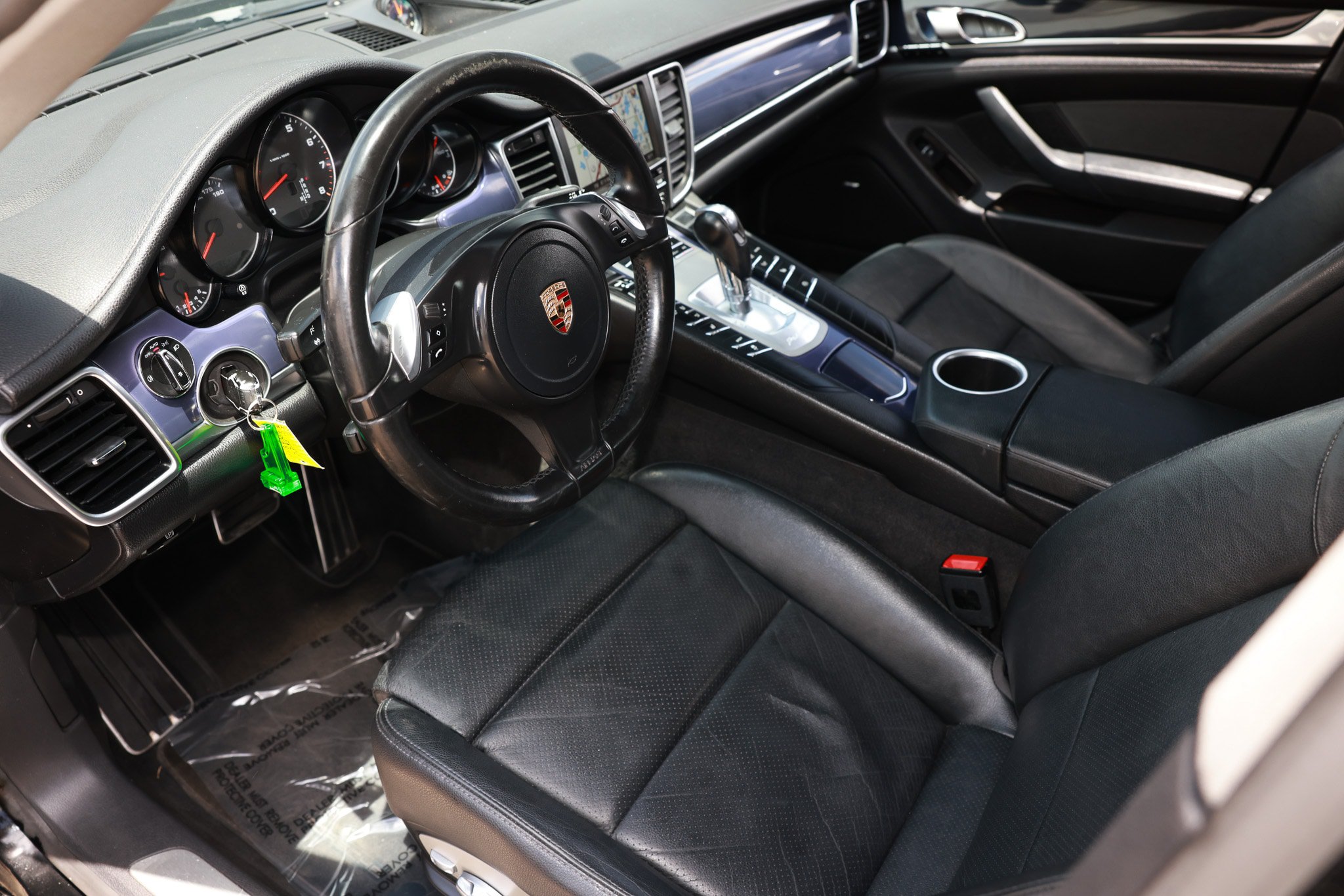 Used 2014 Porsche Panamera RWD image 6