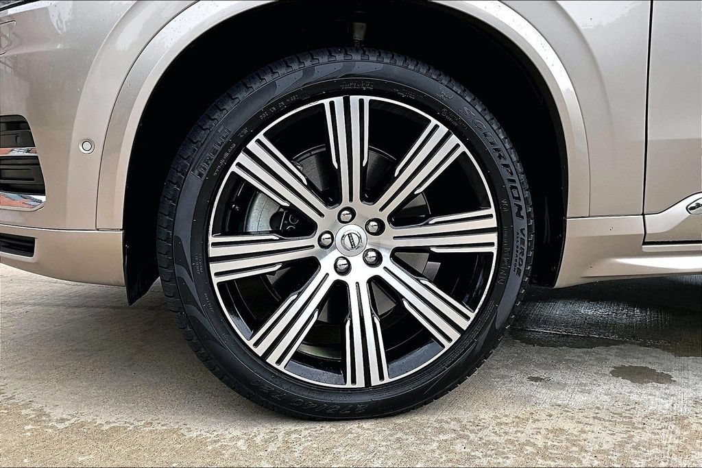 Certified 2024 Volvo XC90 T8 Ultimate w/ Protection Package Premier AWD/4WD image 10