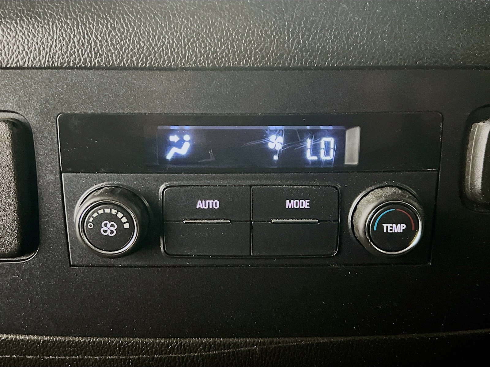 Used 2018 Chevrolet Tahoe LS image 17