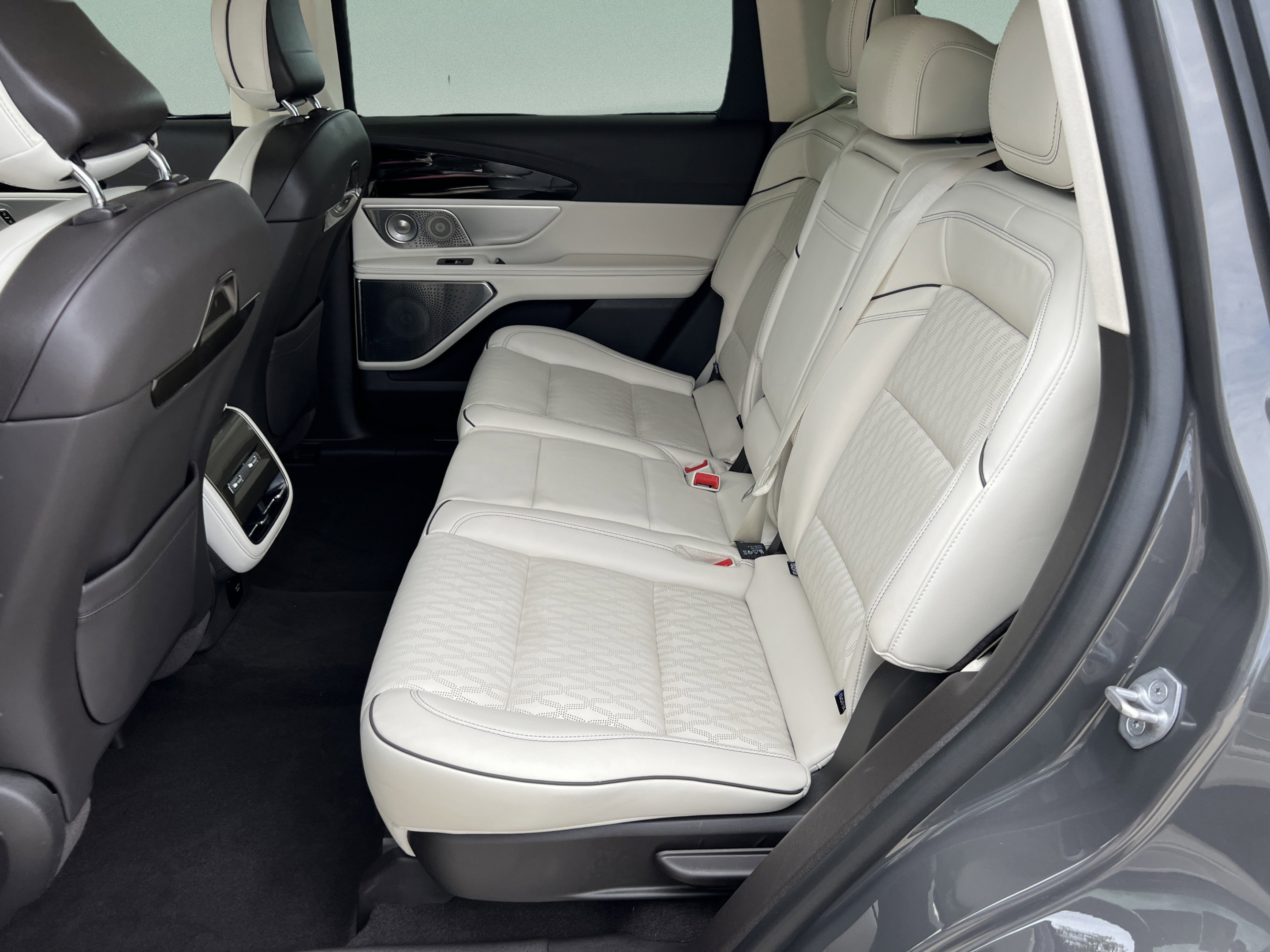 Certified 2024 Lincoln Nautilus Black Label AWD/4WD image 28