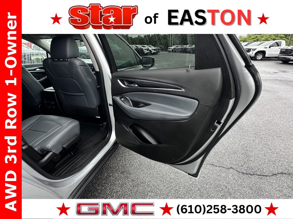 Used 2021 Buick Enclave Essence w/ Sound and Sites Package image 13