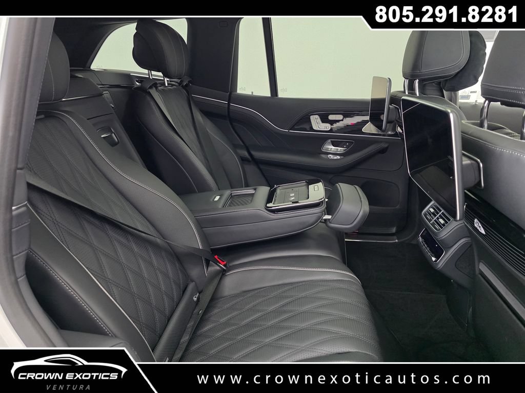 Used 2026 Mercedes-Benz Maybach GLS 600 4MATIC image 17