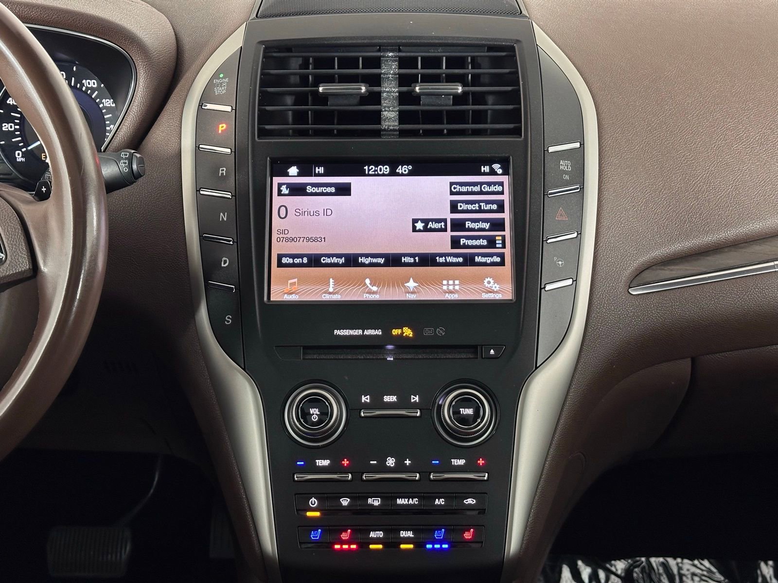Used 2018 Lincoln MKC Reserve image 13